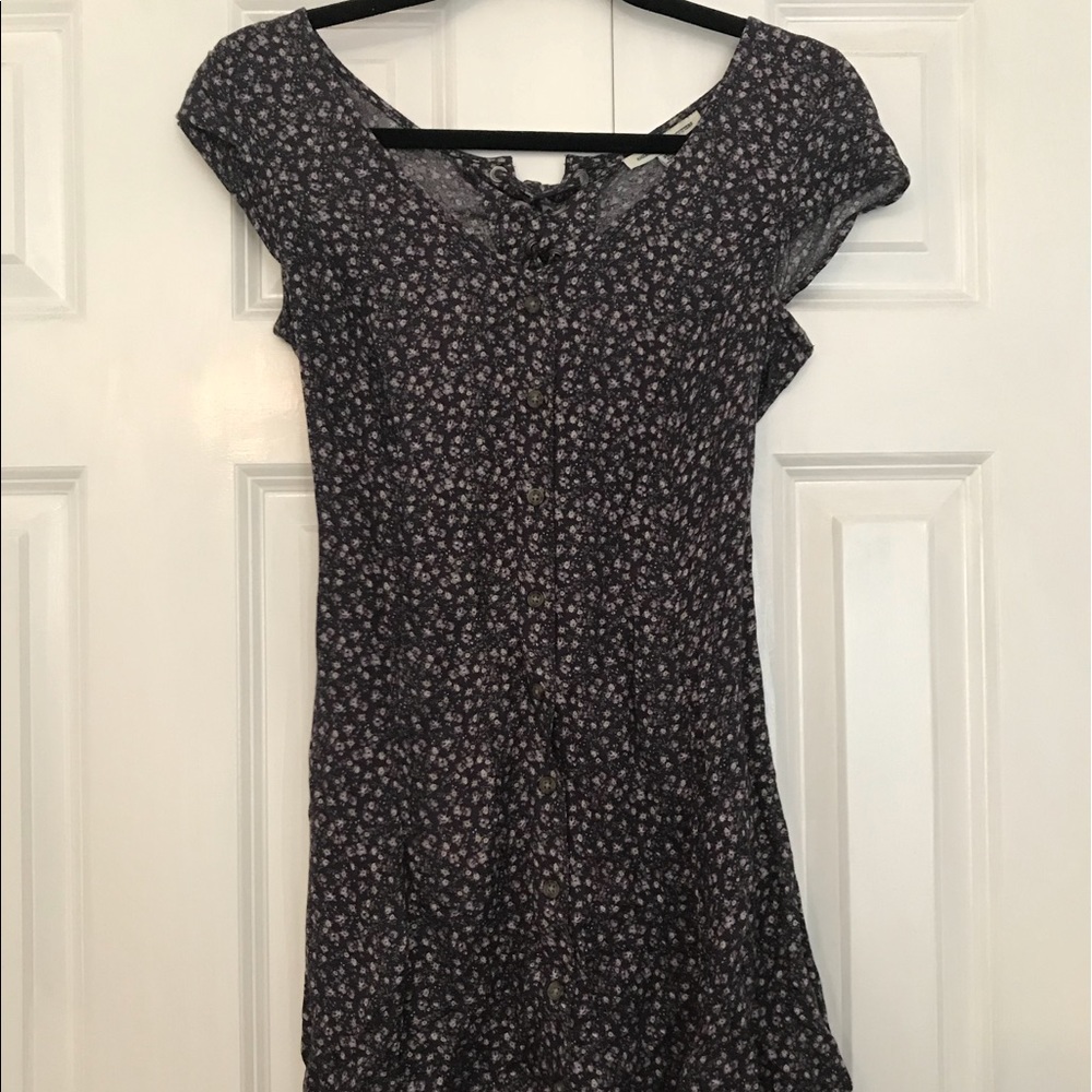 AMERICAN EAGLE lace-back dress